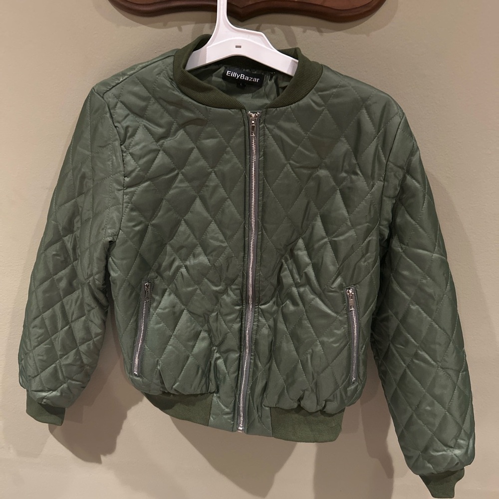 Eilly Bazar Women's Quilted Green Bomber Jacket